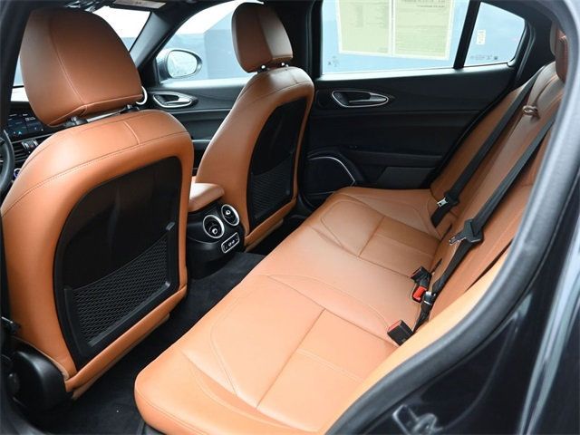 2022 Alfa Romeo Giulia Ti - 22953721 - 13