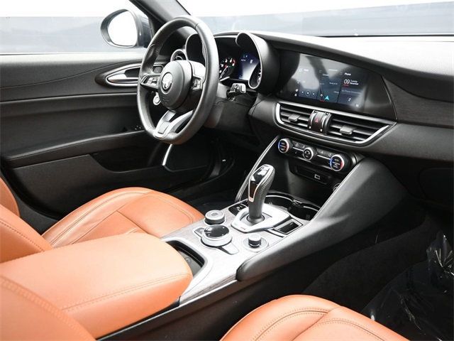2022 Alfa Romeo Giulia Ti - 22953721 - 19