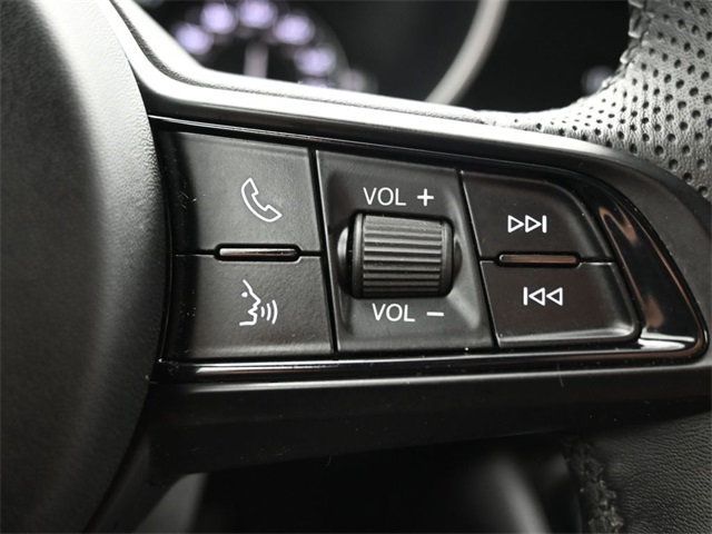 2022 Alfa Romeo Giulia Ti - 22953721 - 24