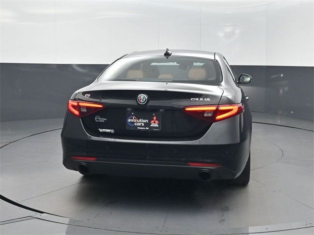2022 Alfa Romeo Giulia Ti - 22953721 - 31