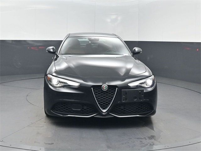 2022 Alfa Romeo Giulia Ti - 22953721 - 35