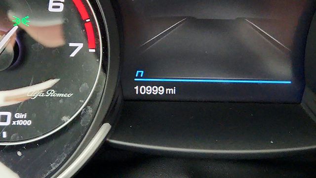 2022 Alfa Romeo Giulia Ti AWD - 22944168 - 14