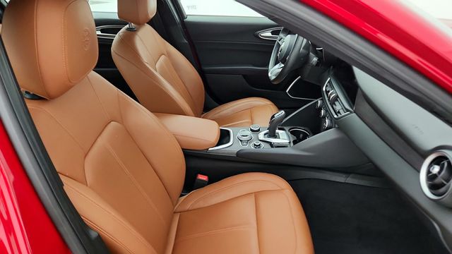 2022 Alfa Romeo Giulia Ti AWD - 22944168 - 23