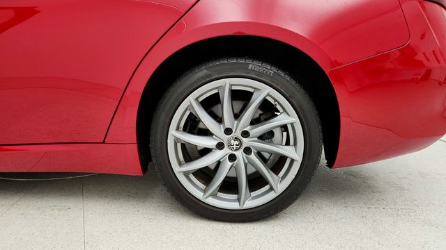 2022 Alfa Romeo Giulia Ti AWD - 22944168 - 8