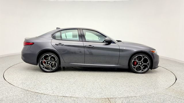 2022 Alfa Romeo Giulia Ti AWD - 22971170 - 3