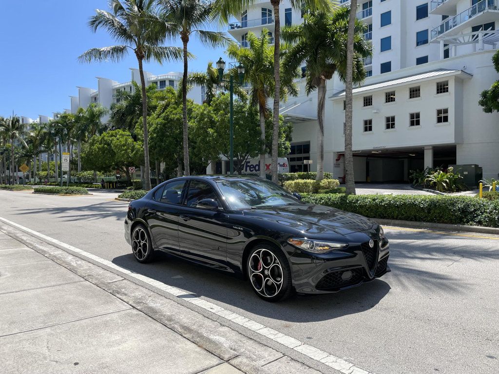 2022 Alfa Romeo Giulia Ti Sedan 4D - 22110931 - 0