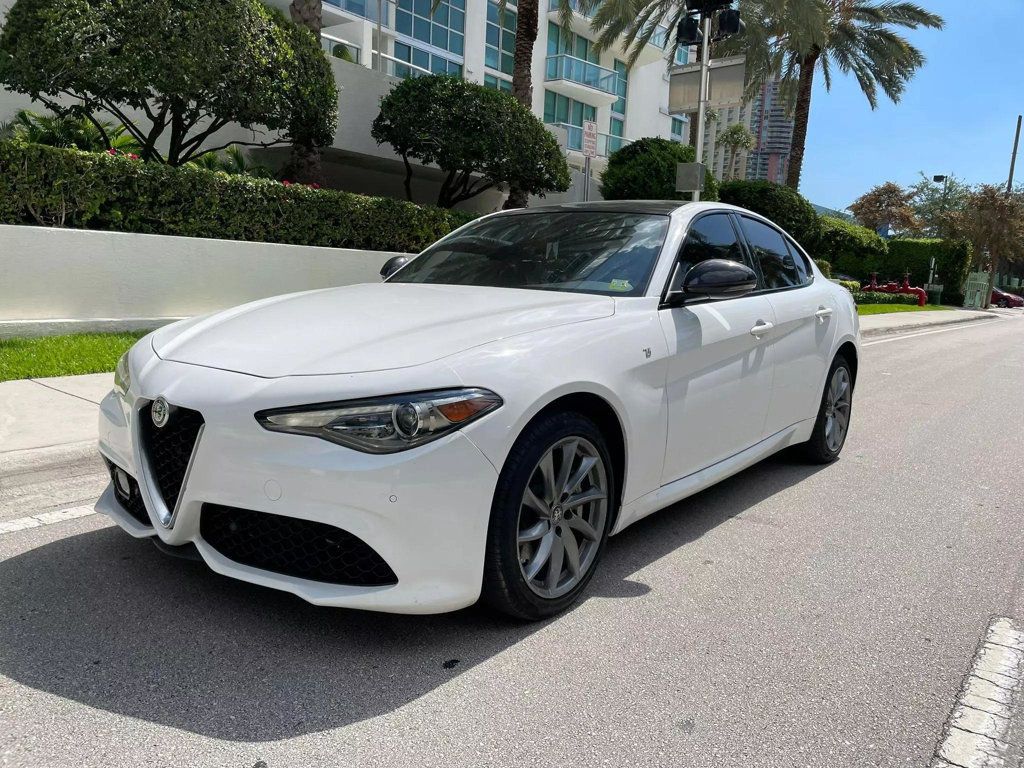 2022 Alfa Romeo Giulia Ti Sedan 4D - 22473227 - 3