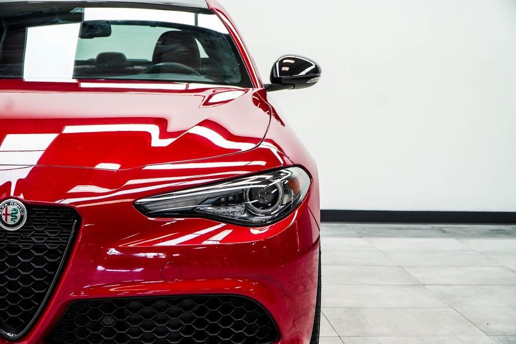 2022 Alfa Romeo Giulia Ti - VELOCE photo 4