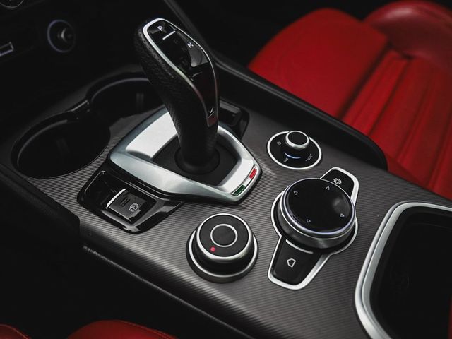 2022 Alfa Romeo Giulia Veloce - 22967684 - 27