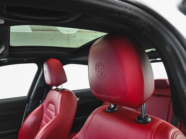 2022 Alfa Romeo Giulia Veloce - 22967684 - 30