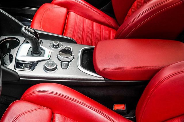 2022 Alfa Romeo Giulia Veloce - 22940054 - 16