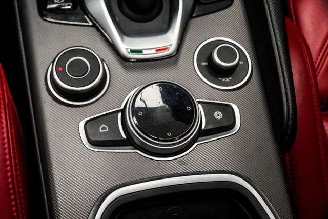 2022 Alfa Romeo Giulia Veloce - 22940054 - 17