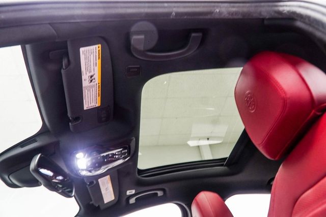 2022 Alfa Romeo Giulia Veloce - 22940054 - 36