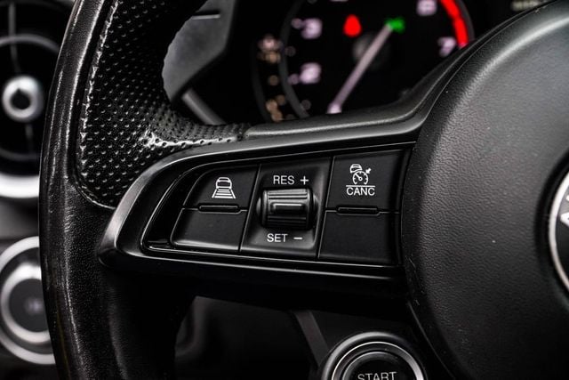 2022 Alfa Romeo Giulia Veloce - 23016408 - 35