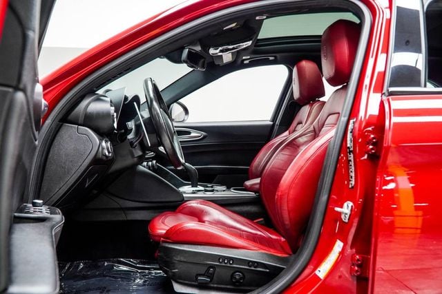 2022 Alfa Romeo Giulia Veloce - 23016408 - 43