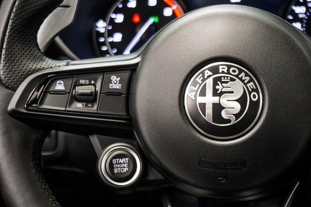 2022 Alfa Romeo Giulia Veloce - 23079778 - 17