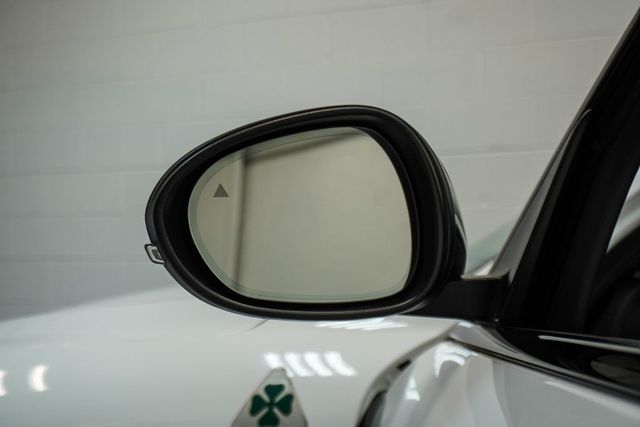 2022 Alfa Romeo Giulia Veloce - 23079778 - 44