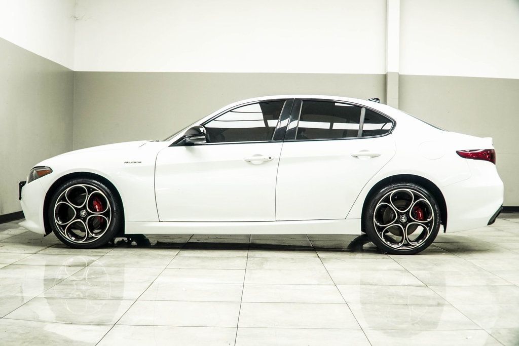 2022 Alfa Romeo Giulia Ti - VELOCE photo 10