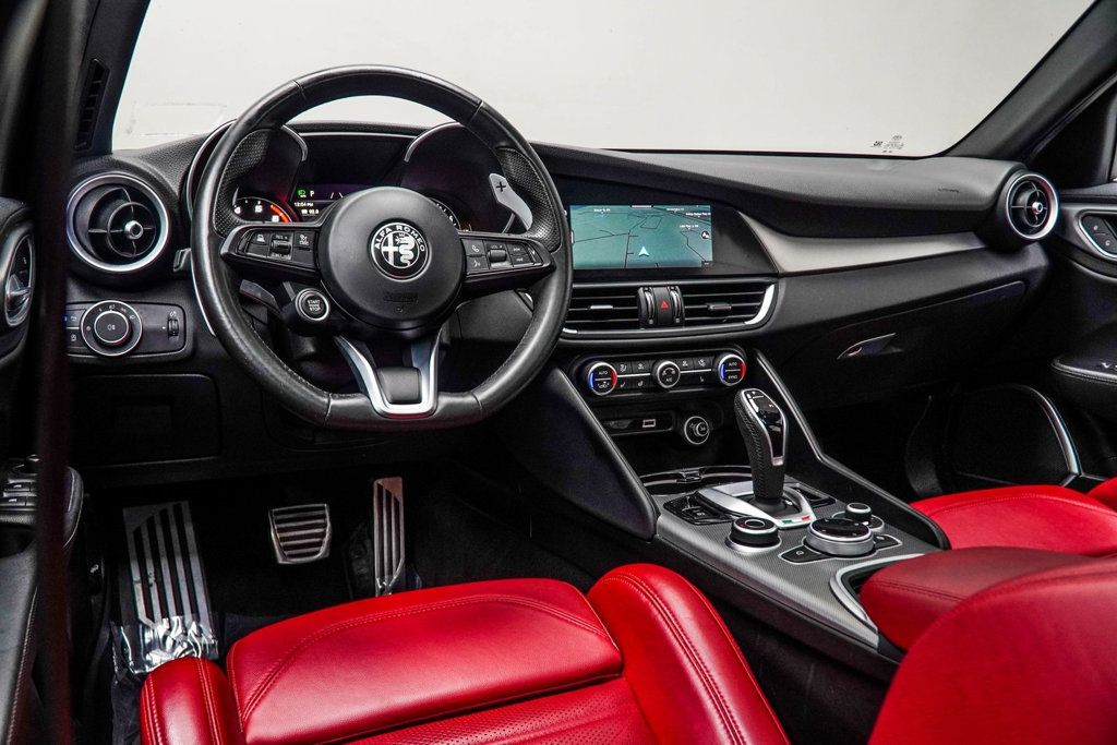 2022 Alfa Romeo Giulia Ti - VELOCE photo 16