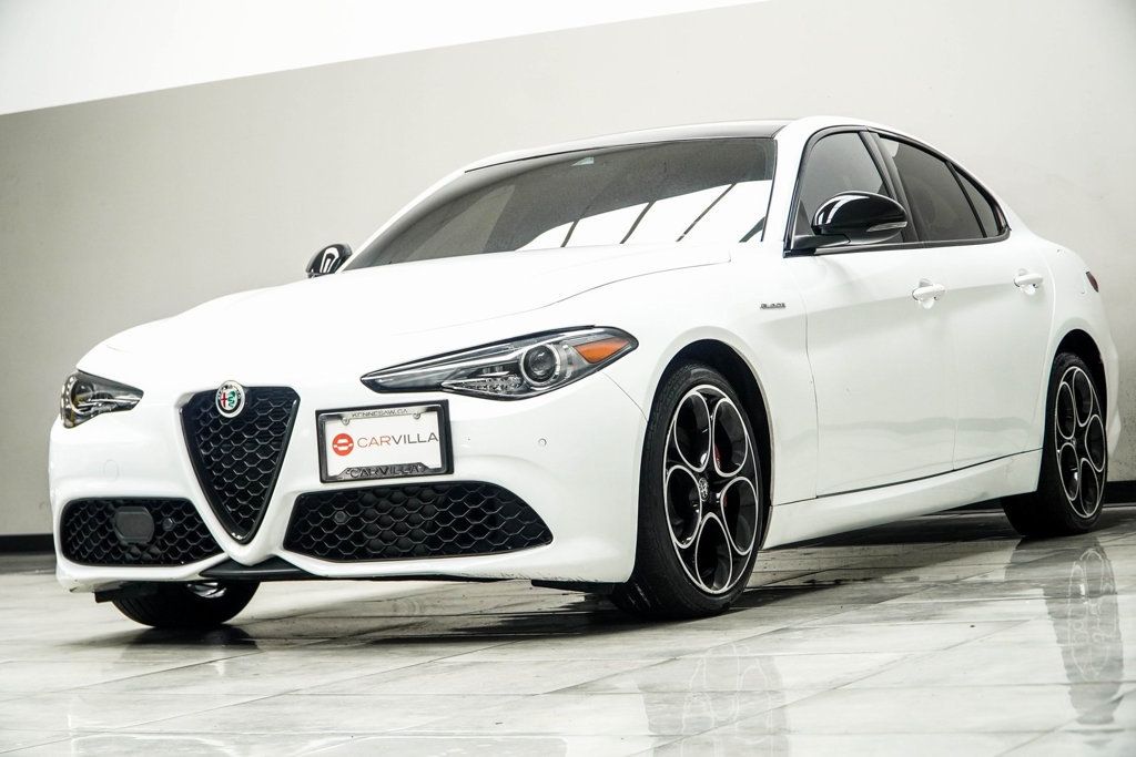 2022 Alfa Romeo Giulia Ti - VELOCE photo 9