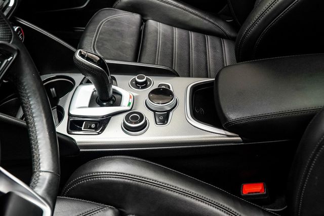 2022 Alfa Romeo Giulia Veloce - 22981485 - 16