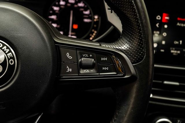 2022 Alfa Romeo Giulia Veloce - 22981485 - 25