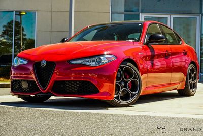 2022 Alfa Romeo Giulia
