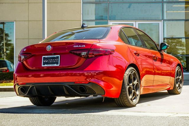 2022 Alfa Romeo Giulia Veloce - 22988339 - 11