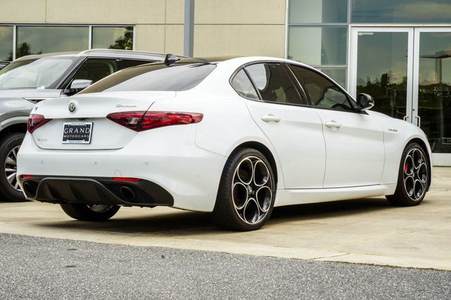 2022 Alfa Romeo Giulia Veloce - 23073560 - 12