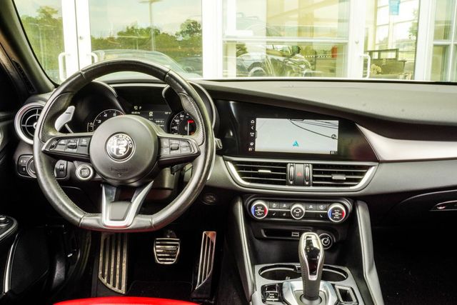 2022 Alfa Romeo Giulia Veloce - 23073560 - 17