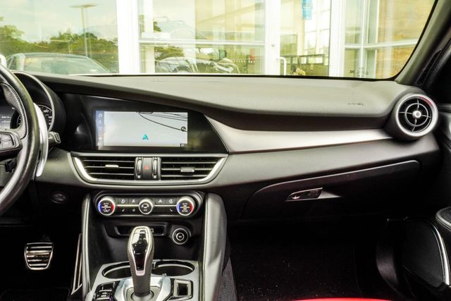 2022 Alfa Romeo Giulia Veloce - 23073560 - 18