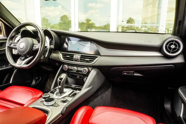 2022 Alfa Romeo Giulia Veloce - 23073560 - 19