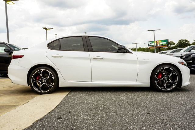 2022 Alfa Romeo Giulia Veloce - 23073560 - 6