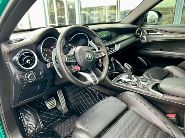 2022 Alfa Romeo Stelvio Quadrifoglio AWD - 23073701 - 25