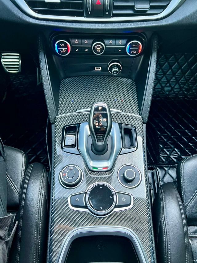 2022 Alfa Romeo Stelvio Quadrifoglio AWD - 23073701 - 41