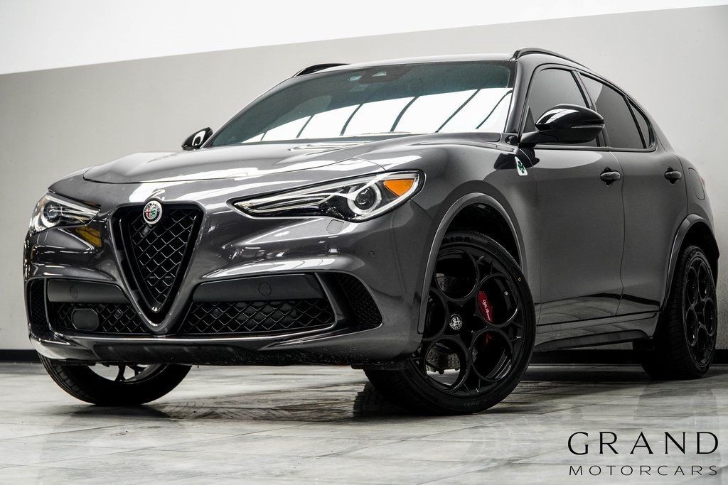 2022 Alfa Romeo Stelvio Quadrifoglio AWD - 22981935 | Video 1