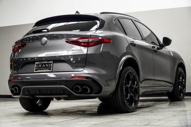 2022 Alfa Romeo Stelvio Quadrifoglio AWD - 22981935 - 12