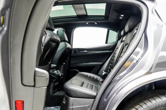 2022 Alfa Romeo Stelvio Quadrifoglio AWD - 22981935 - 42