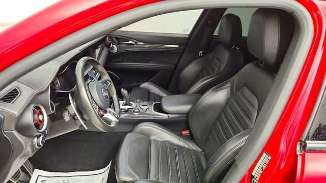2022 Alfa Romeo Stelvio Quadrifoglio AWD w/ Active Assist Plus, Sunroof & Red Calipers - 23088086 - 12