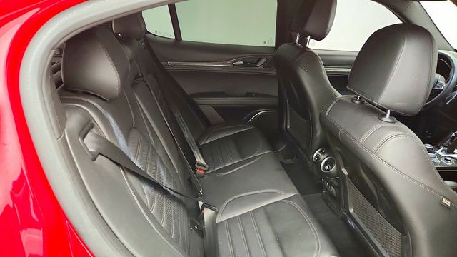 2022 Alfa Romeo Stelvio Quadrifoglio AWD w/ Active Assist Plus, Sunroof & Red Calipers - 23088086 - 23
