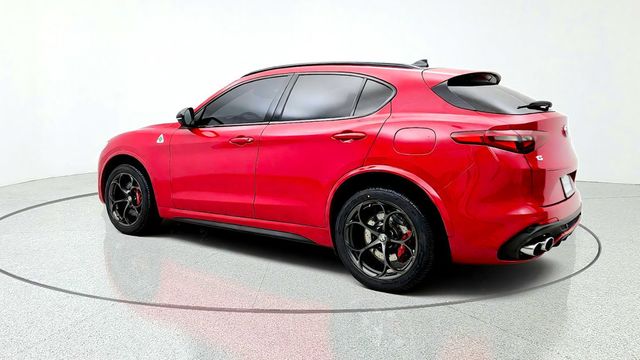2022 Alfa Romeo Stelvio Quadrifoglio AWD w/ Active Assist Plus, Sunroof & Red Calipers - 23088086 - 6