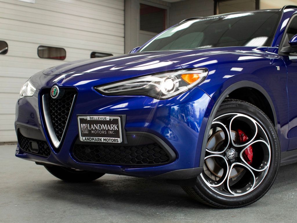 2022 Alfa Romeo Stelvio Ti photo 15