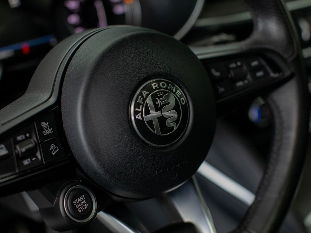 2022 Alfa Romeo Stelvio Ti photo 20