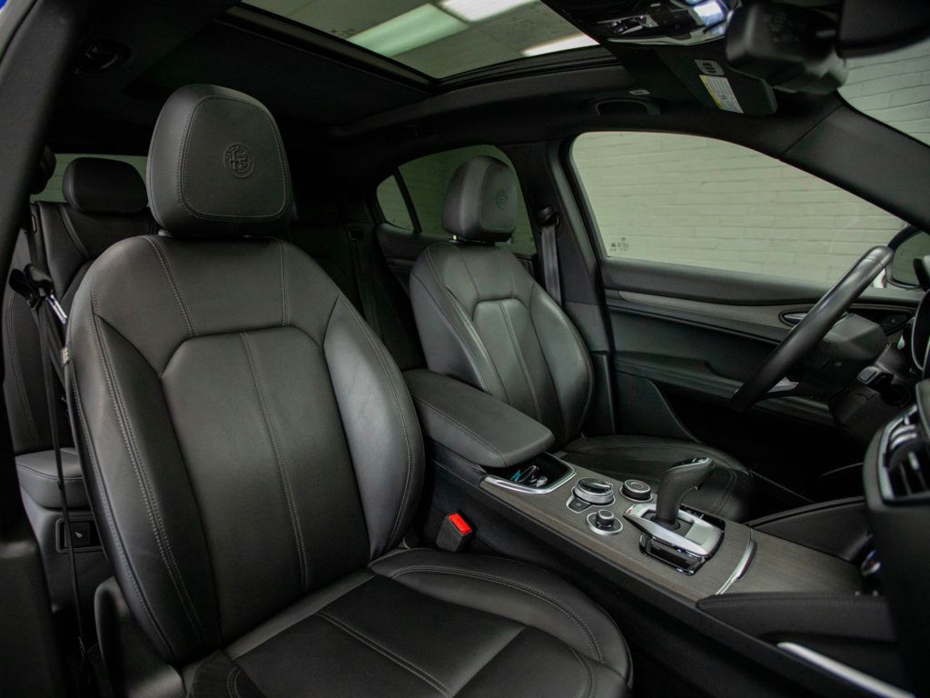 2022 Alfa Romeo Stelvio Ti photo 27