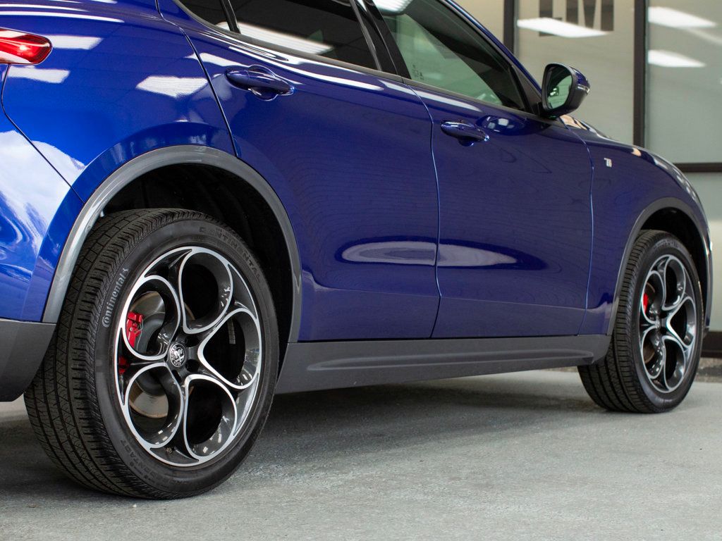 2022 Alfa Romeo Stelvio Ti photo 34