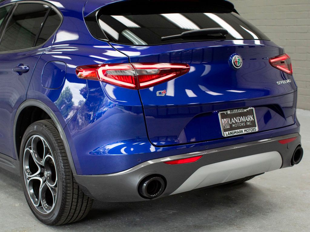 2022 Alfa Romeo Stelvio Ti photo 38