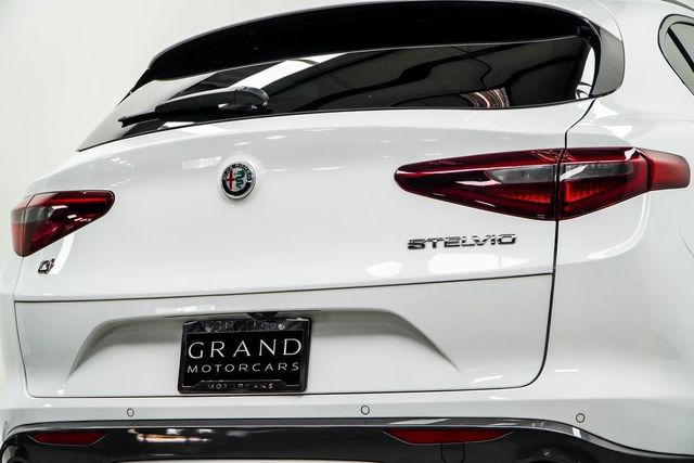 2022 Alfa Romeo Stelvio Ti - 22945497 - 10