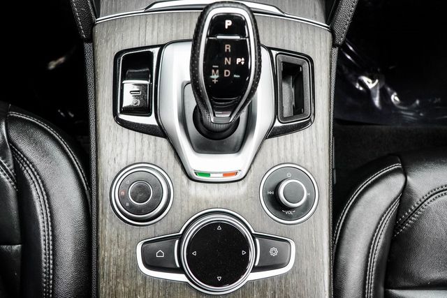 2022 Alfa Romeo Stelvio Ti - 22945497 - 17