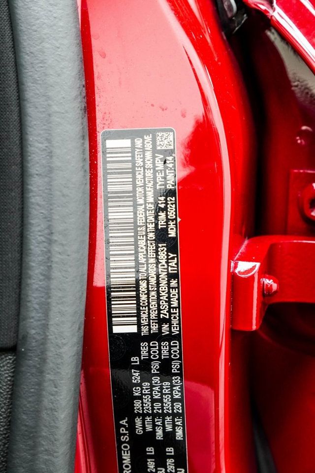 2022 Alfa Romeo Stelvio Ti - 22988320 - 42