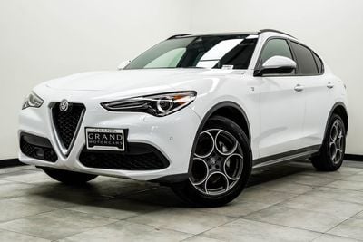 2022 Alfa Romeo Stelvio